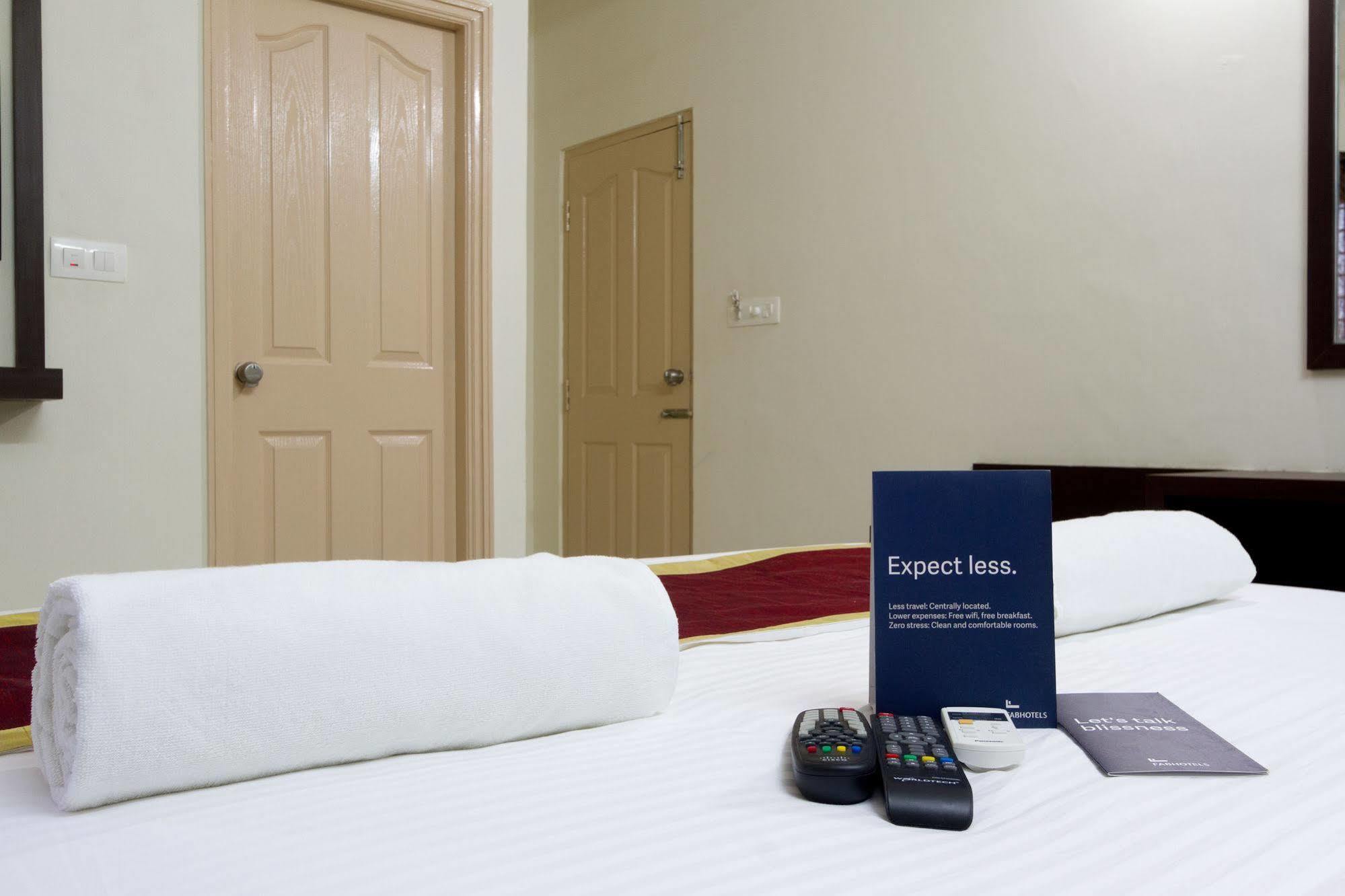 Fabhotel Rms Comforts - Nr Yeshwantpur Railway Station Bengaluru Kültér fotó